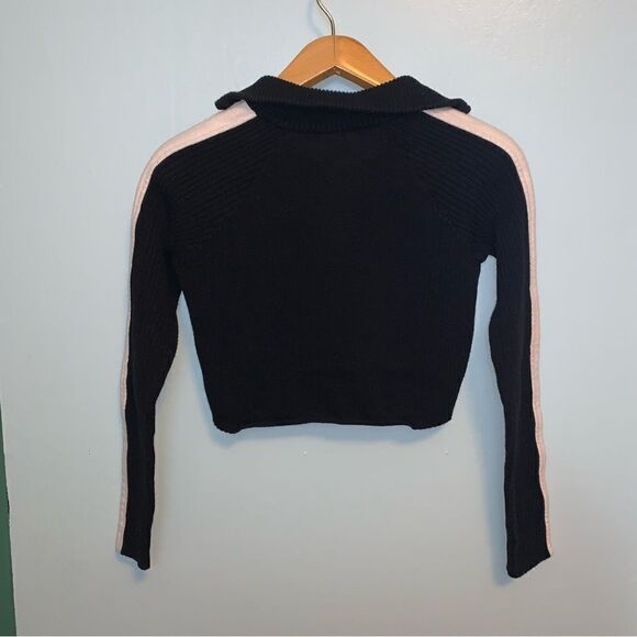 Brandy Melville Cropped Ribbed Sweater 3/4 zip - Picture 3 of 3